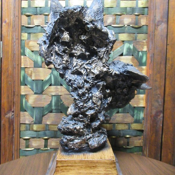 Resin and Wood Wolf Bronzed Wildlife Statue - Picture 6 of 11